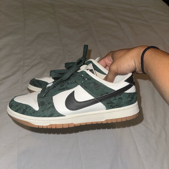 Nike dunk low 💚✨ - Picture 2 of 6